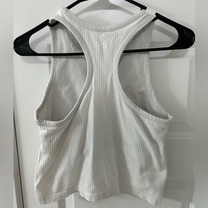 Lululemon cropped ribbed tank white size 6.